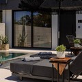 Suite pool, sunbeds and entrance