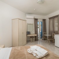 Studio (2 persons)