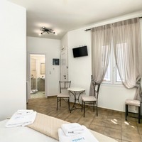 Studio (2 persons)