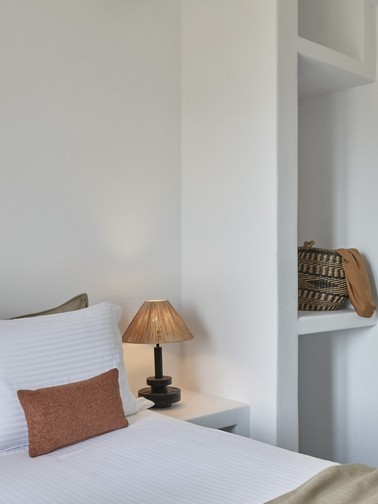 Deluxe Apartment with Sea View (2-4 persons)
