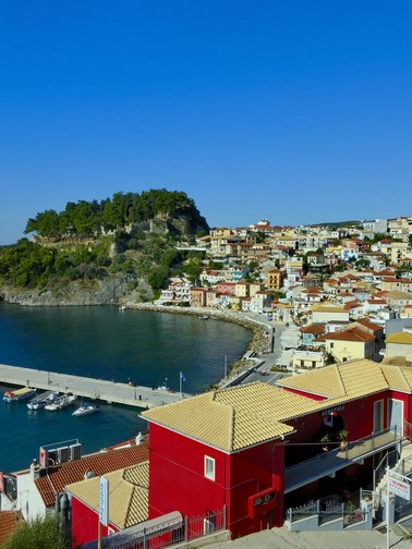 Acrothea Hotel: Overlooking the Bay of Parga