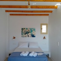 Diamond Double Studio