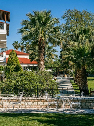 Outdoor sitting area