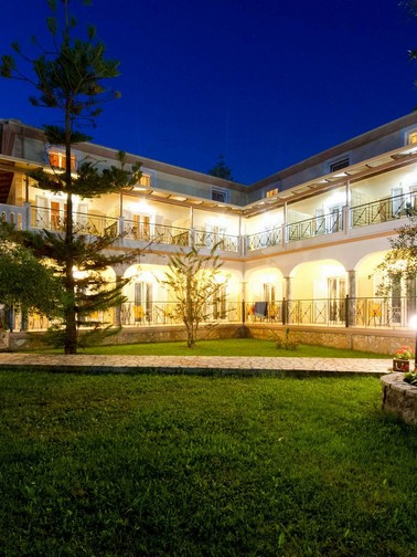 Byzantio Resort by night