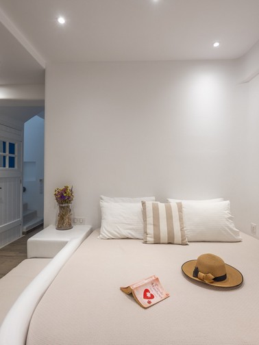 Villa with sea view - Red (10 persons)