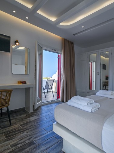 Villa with sea view - Red (10 persons)