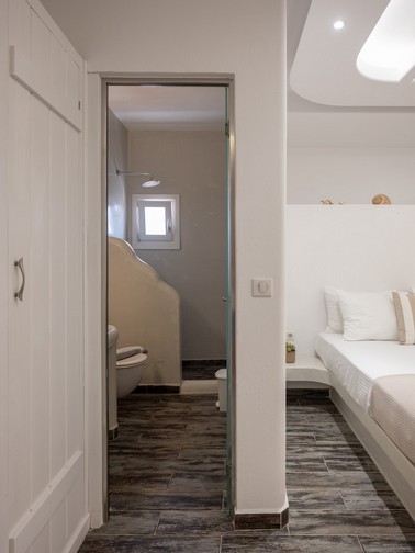 Villa with sea view - Red (10 persons)
