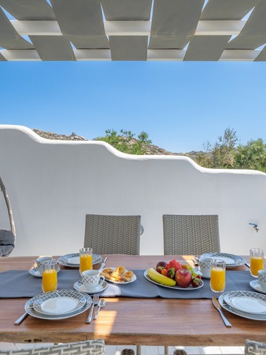 Villa with pool view - Yellow (6 persons)