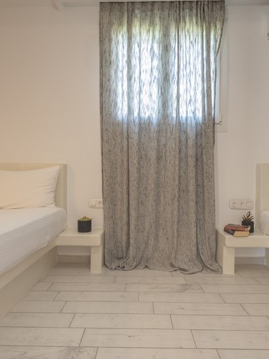 Villa with pool view - Yellow (6 persons)