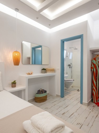 Villa with private pool (9 persons)