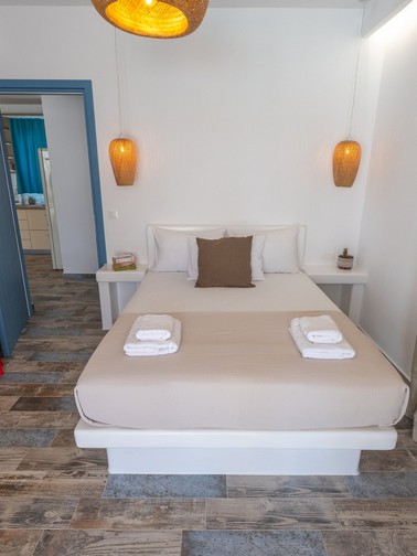Villa with private pool (8 persons)