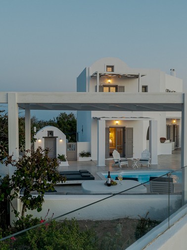 Front view of the villa in the evening