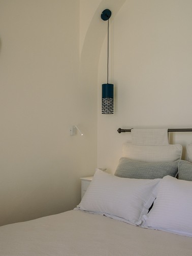 Double Bedroom with Pool view (ground floor)