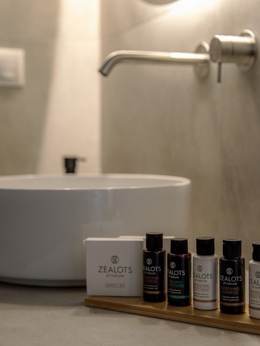 Bathroom toiletries (ground floor)
