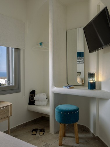 Master Bedroom (ground floor)