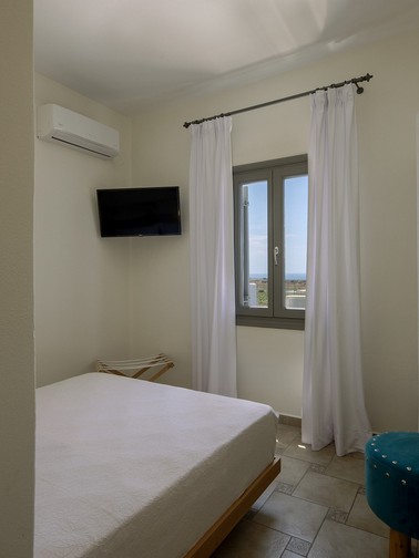 Double Bedroom (ground floor)