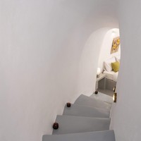 The Blue Domes Cave Villa (7 persons)