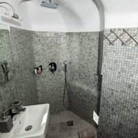 The Blue Domes Cave Villa (7 persons)