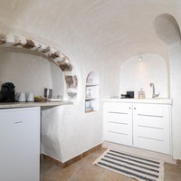 Deluxe Cave Villa (4 persons)
