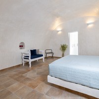 Deluxe Cave Villa (4 persons)
