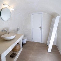 Deluxe Cave Villa (4 persons)