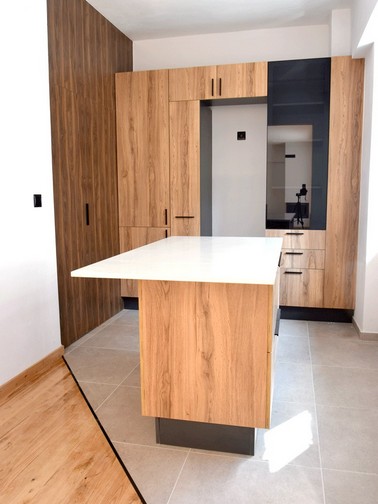 Apartment Buidling, Porfiras 8, Anavros, Volos