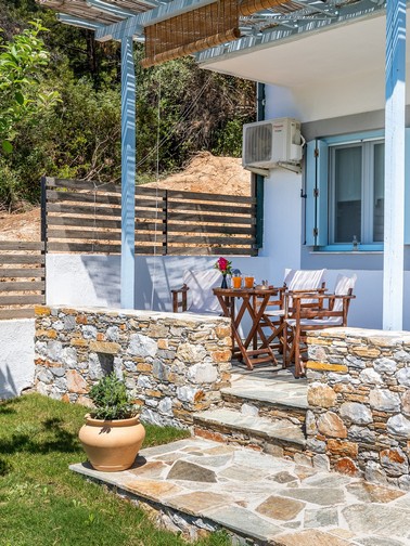 Beach-front Studio (2 persons)