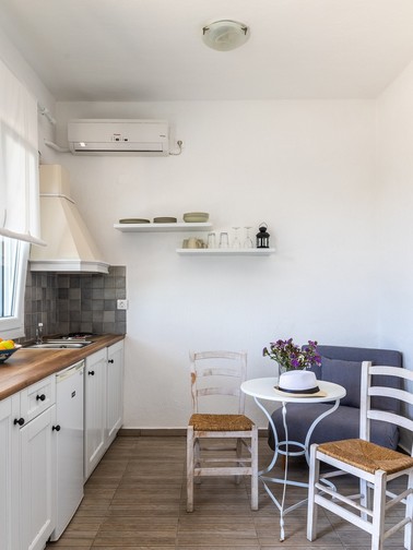 Beach-front Studio (2 persons)