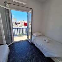 Two-Bedroom Apartment with partial seaview (5 persons)