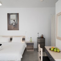 Triple Deluxe with City view