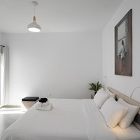 Triple Deluxe with City view